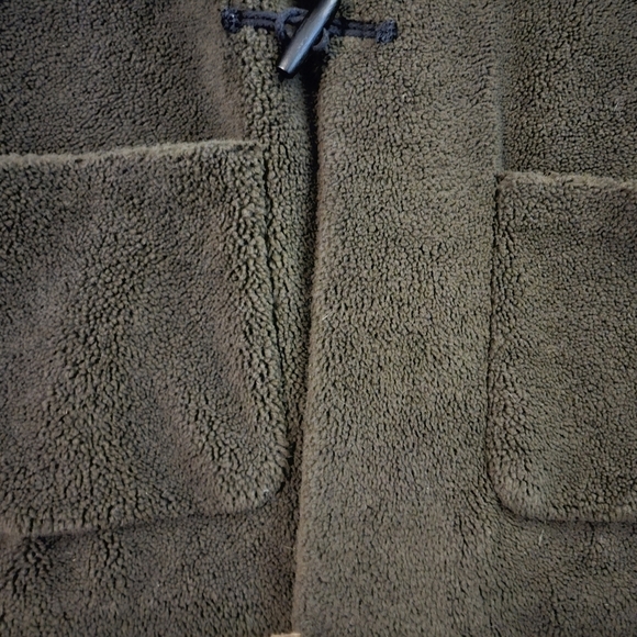 VINCE Hooded Sherpa Toggle Coat - Picture 6 of 10